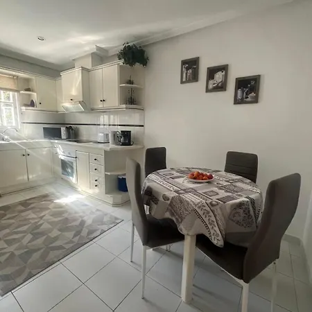 Amaya 2 Apartment
